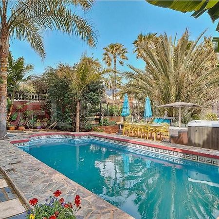 Majestic Villa By The Beach Heated Private Pool & Jacuzzi Benalmádena Exteriör bild