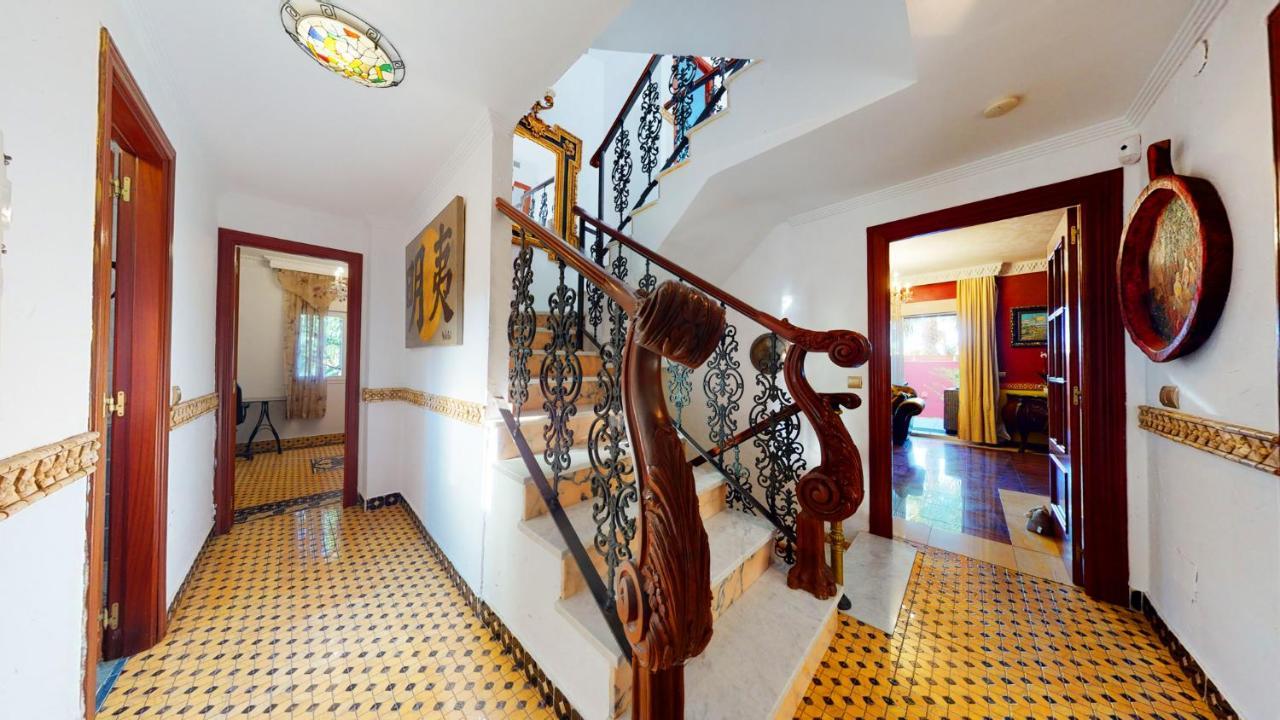 Majestic Villa By The Beach Heated Private Pool & Jacuzzi Benalmádena Exteriör bild